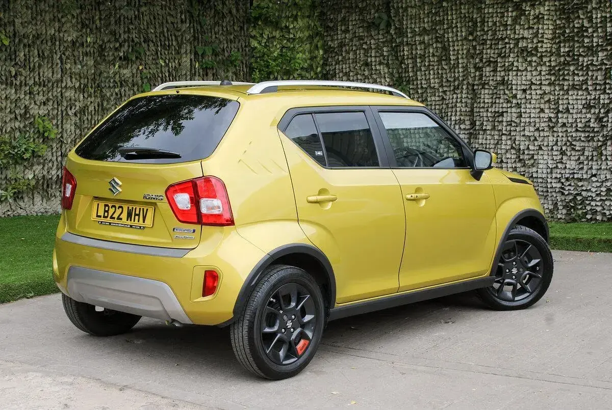 Used Suzuki Ignis SZ5 83 HP (61 kW) 2022 Yellow SUV