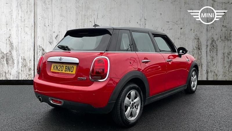 Used Mini Cooper Classic 134 HP (98 kW) 2020 Red Hatchback