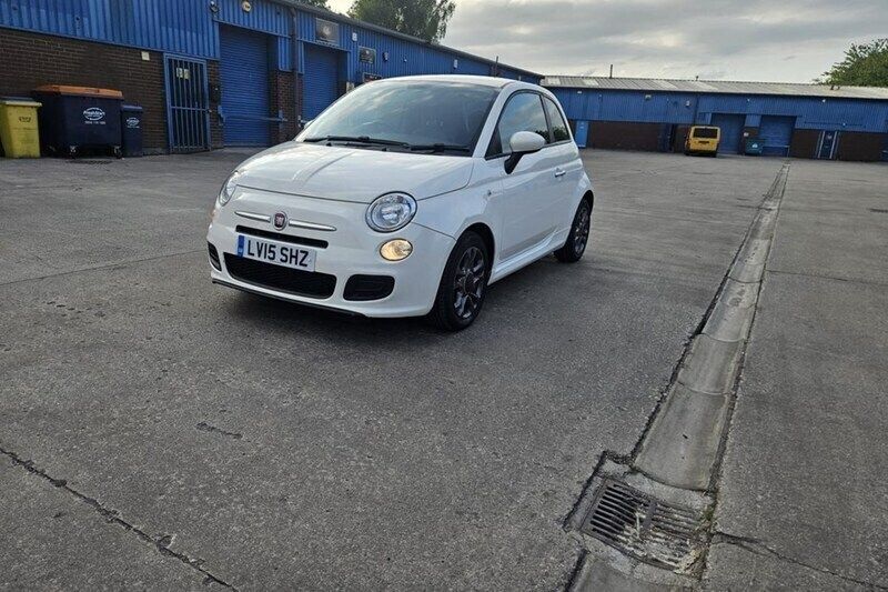 White Used 2015 Fiat 500 S Hatchback | £6,850 (Super price) - Image 1/1