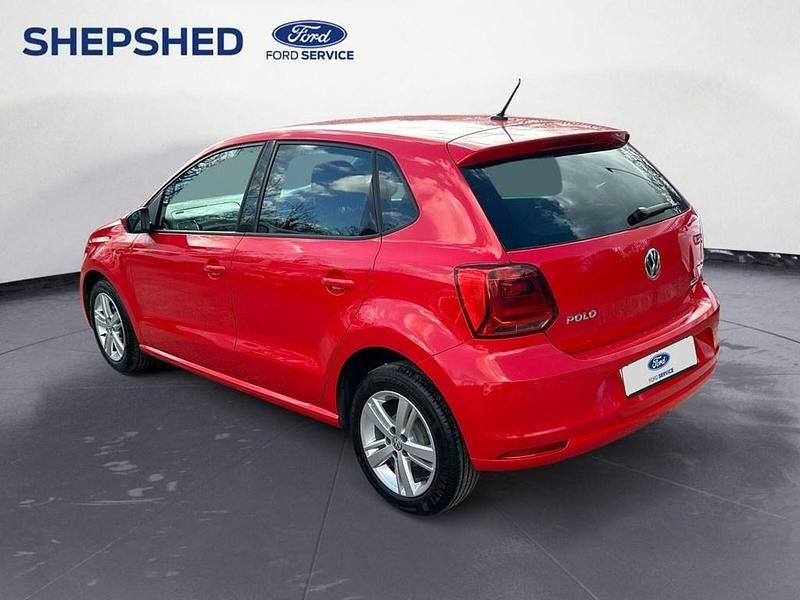 Used VW Polo Edition 60 HP (44 kW) 2017 Red Hatchback