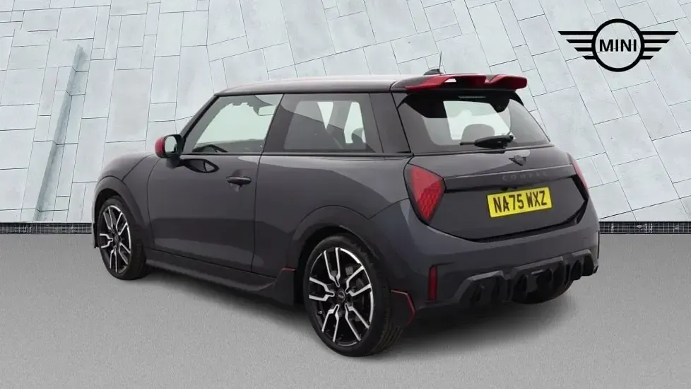 Used Mini Cooper Hatch 113 kW (154 HP) 2025 Grey Hatchback