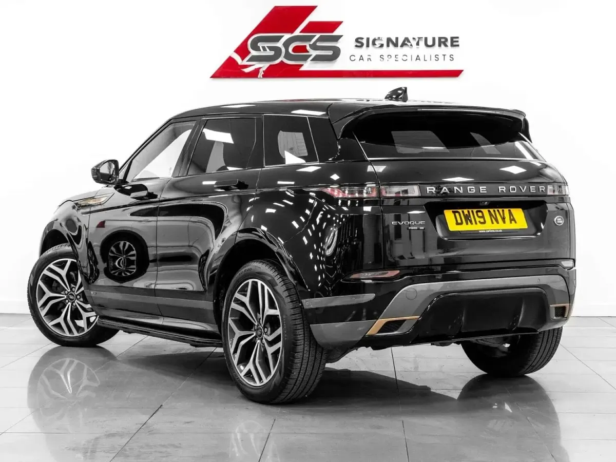 Used Land Rover Range Rover evoque SE Dynamic 200 HP (147 kW) 2019 Black SUV
