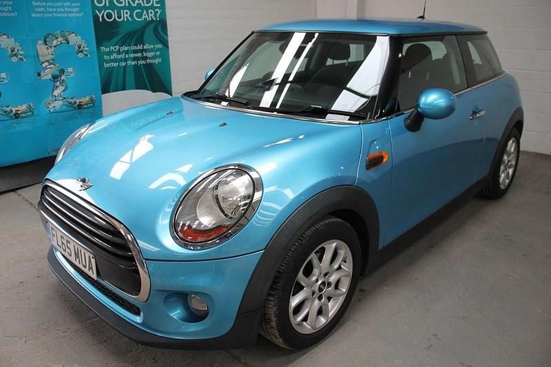Used Mini Cooper Hatch 136 HP (100 kW) 2015 Blue Hatchback