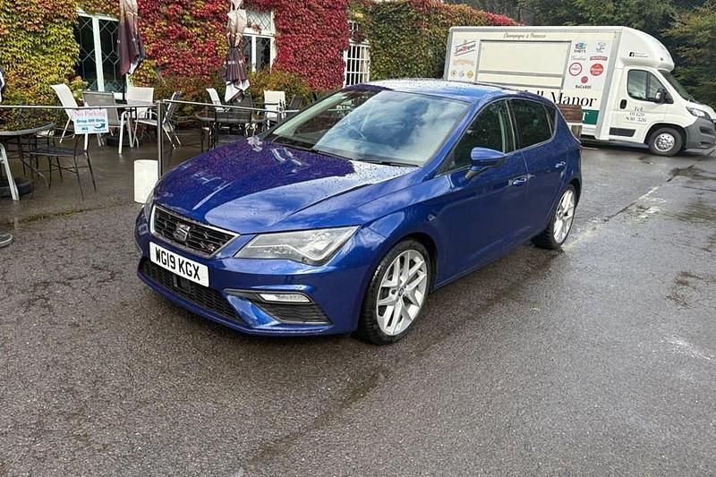 Blue Used 2019 Seat Leon FR Hatchback | £7,999 (Good price) - Image 1/1