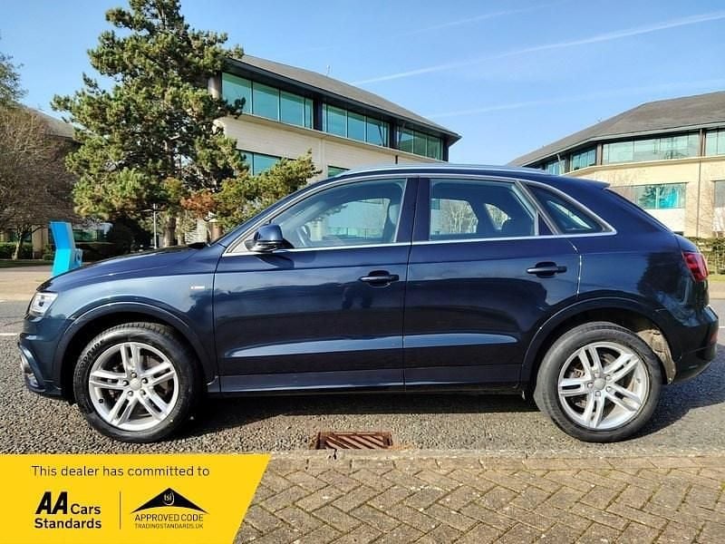 Begagnad Audi Q3 S-Line 140 HK (102 kW) 2012 Blå SUV