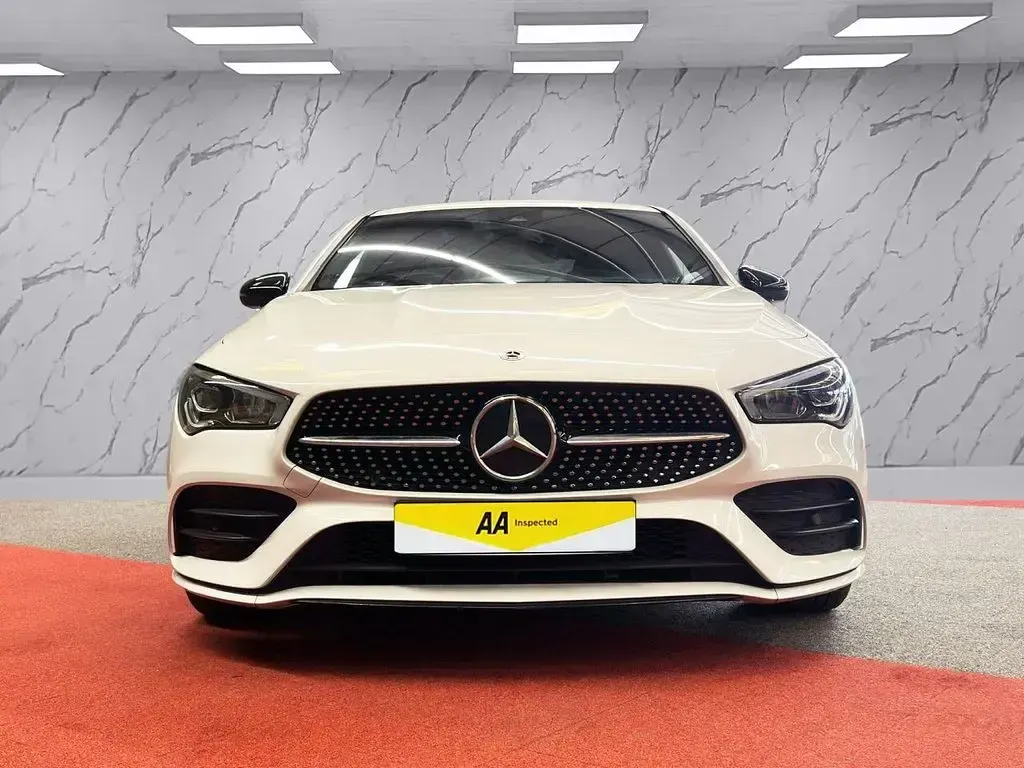 Used Mercedes CLA180 Executive 136 HP (100 kW) 2022 White Sedan