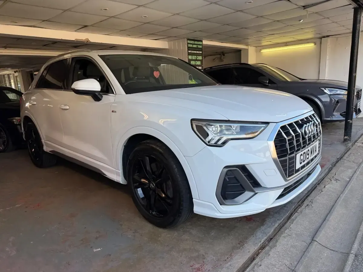 Used Audi Q3 S-Line 190 HP (139 kW) 2019 White SUV
