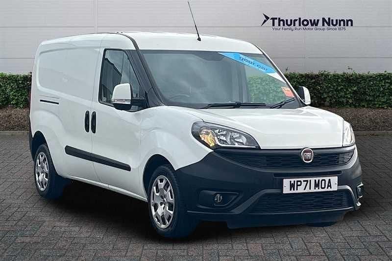 White Used 2021 Fiat Doblò MPV | £7,699 (Fair price) - Image 1/4