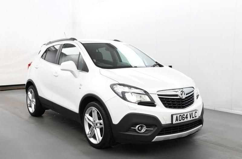 White Used 2014 Vauxhall Mokka S SUV | £4,495 (A bit pricey) - Image 1/2