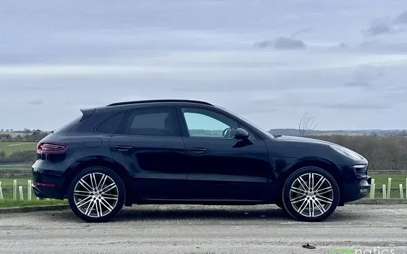 Used Porsche Macan 345 HP (253 kW) 2017 SUV
