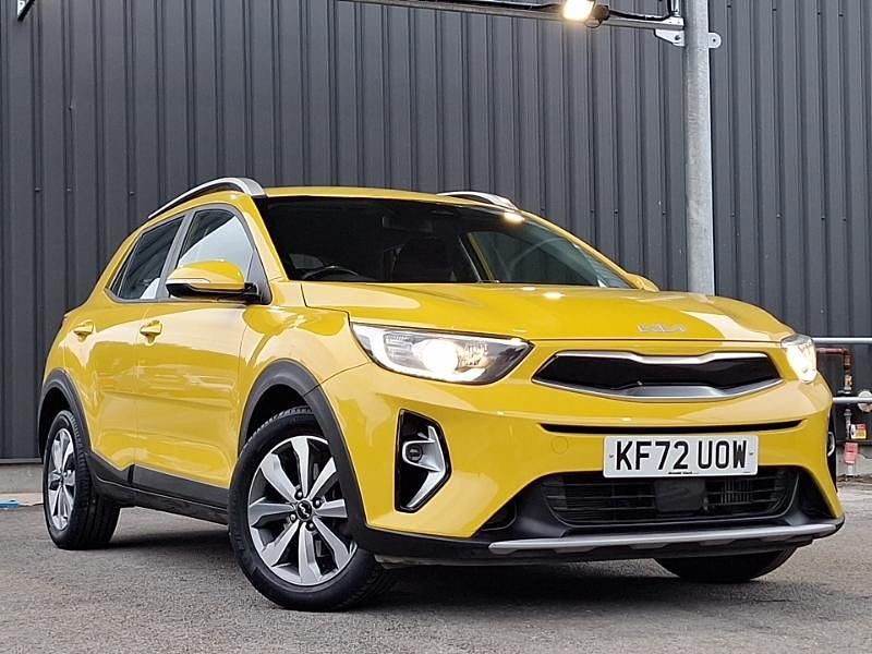 Yellow Used 2023 Kia Stonic SUV | £14,498 (Good price) - Image 1/4