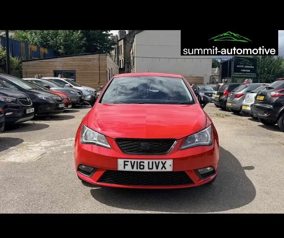 Used Seat Ibiza SE Technology 90 HP (66 kW) 2016 Red Hatchback