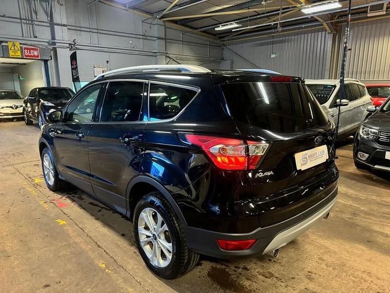 Used Ford Kuga Titanium 150 HP (110 kW) 2017 Black SUV