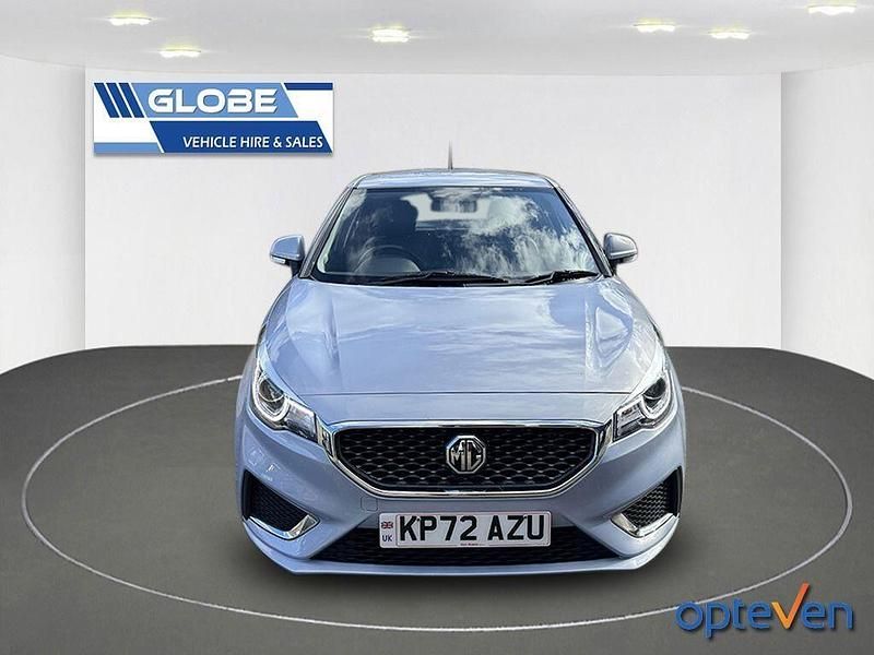 Used MG MG3 Exclusive 106 HP (77 kW) 2022 Silver Hatchback