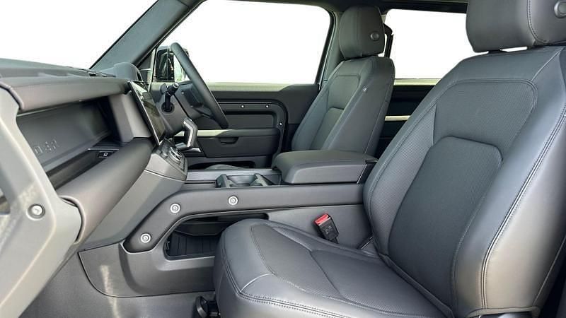 New Land Rover Defender SE Dynamic 2026 Grey SUV