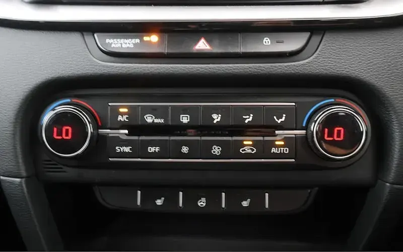 Used Kia Ceed GT-Line 140 HP (102 kW) 2024 Red Hatchback