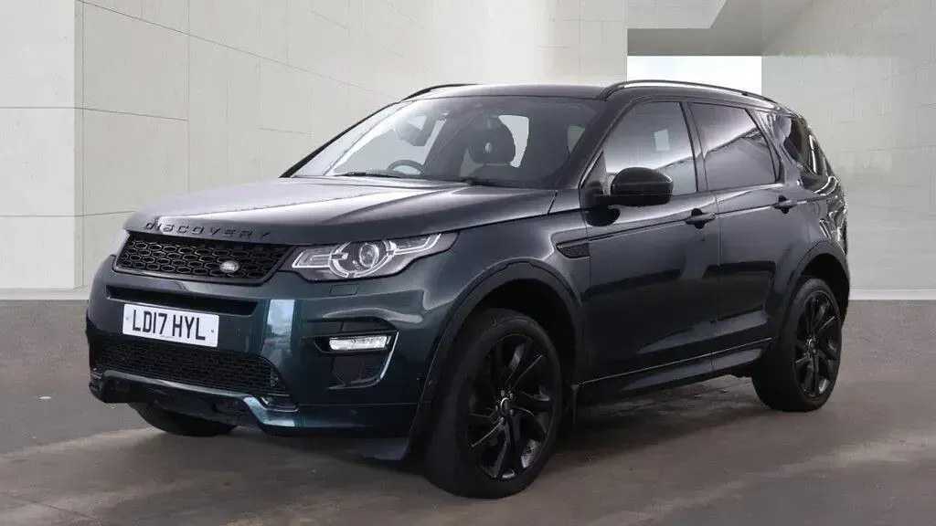 Used Land Rover Discovery Sport HSE Dynamic 180 HP (132 kW) 2017 Green SUV