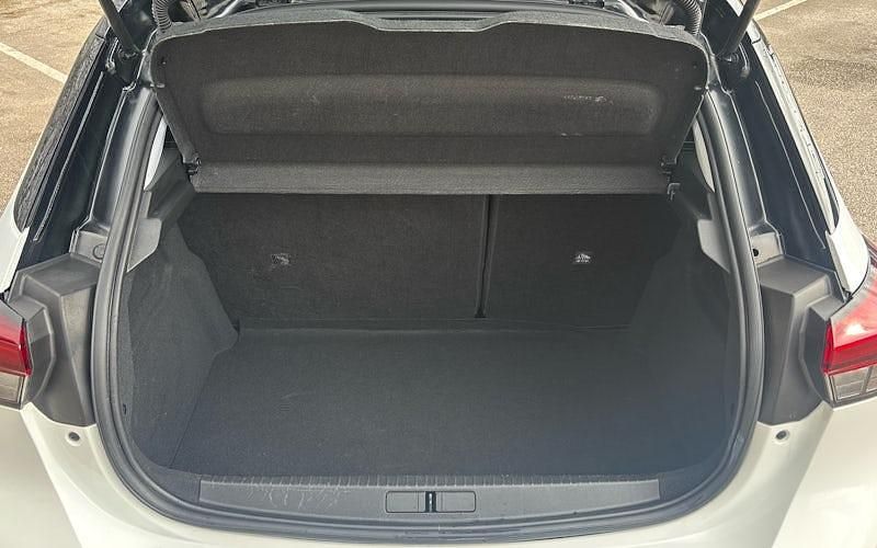 Second-hand Vauxhall Corsa Edition 101 CP (74 kW) 2021 Alb Hatchback