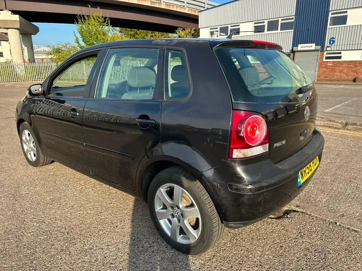 Used VW Polo Match 80 HP (58 kW) 2008 Black Hatchback