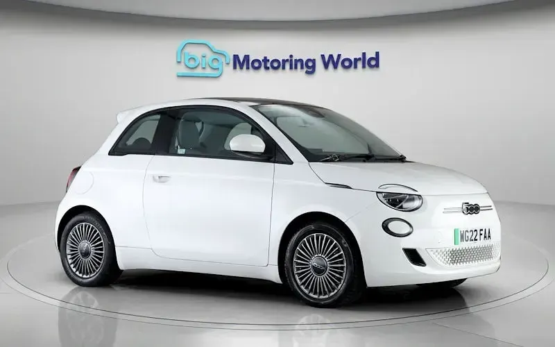 Used Fiat 500e Icon 86 kW (118 HP) 2022 White Hatchback