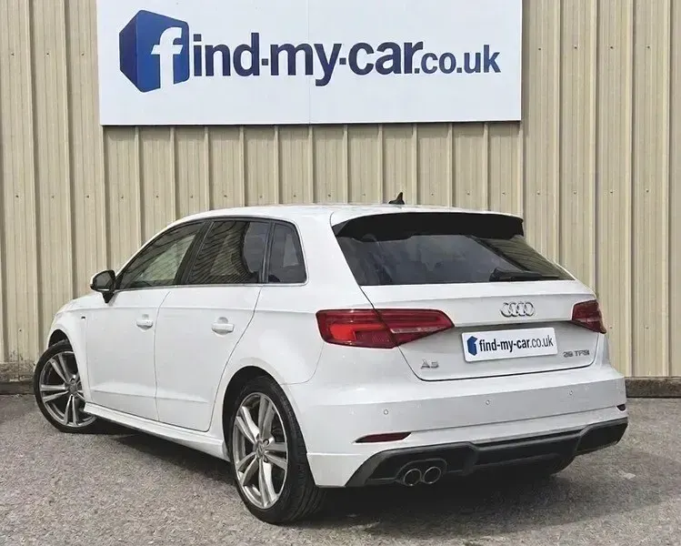 Used Audi A3 Sportback S-Line 150 HP (110 kW) 2019 White Hatchback