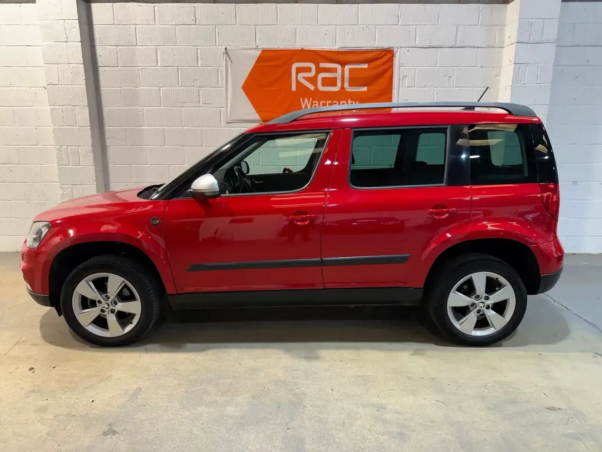 Used Skoda Yeti Tour 140 HP (102 kW) 2014 Red SUV