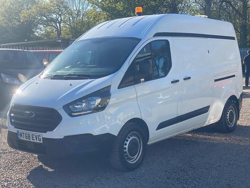 Begagnad Ford Transit Custom 130 HK (95 kW) 2018 Vit Van