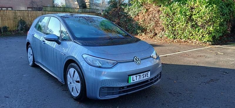 Blue Used 2021 VW ID.3 Pro Hatchback | £8,995 - Image 1/4