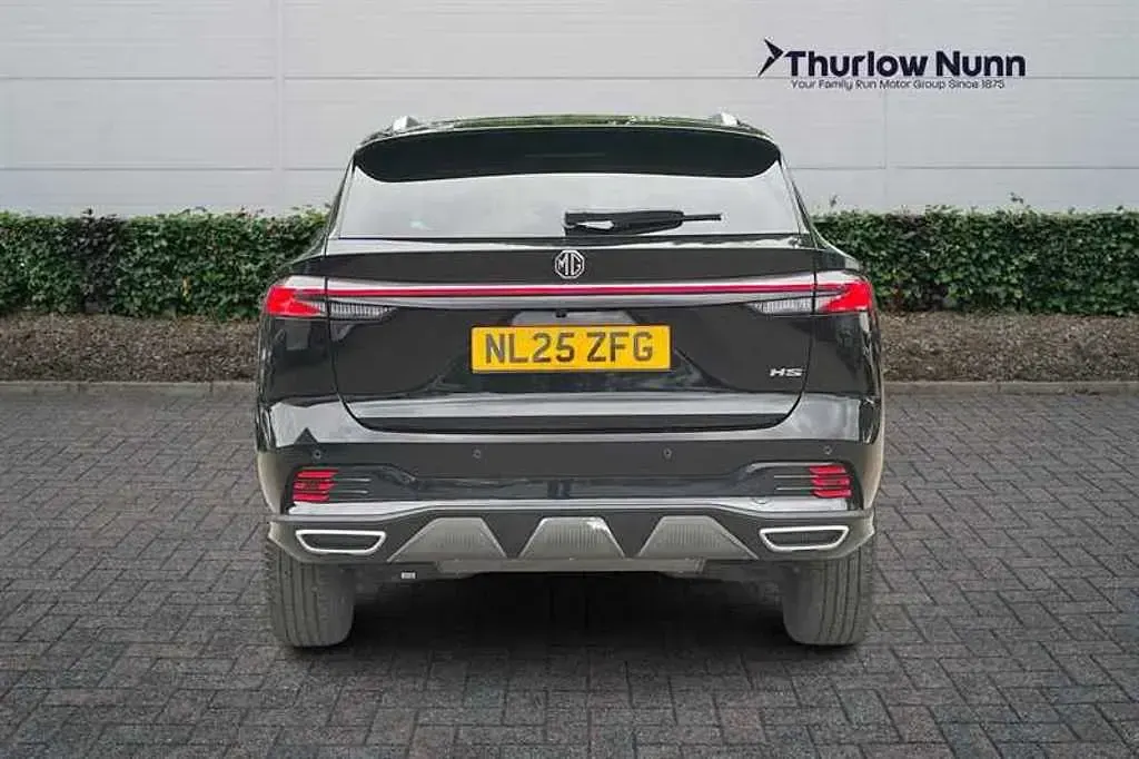 Used MG HS Trophy 170 HP (125 kW) 2025 Black SUV
