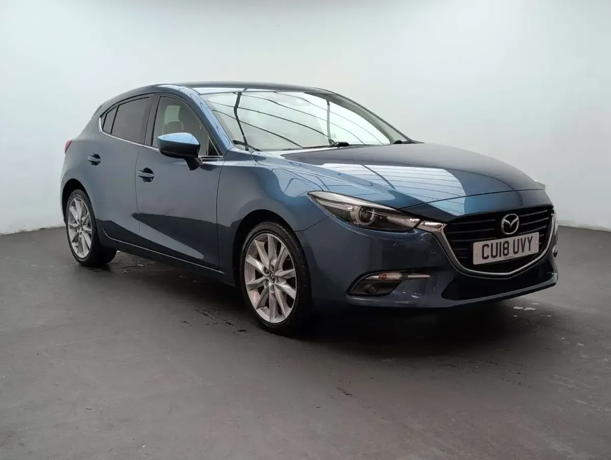 Used Mazda 3 Inclusive 120 HP (88 kW) 2018 Blue Hatchback