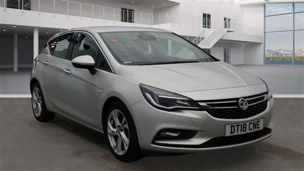 Silver Used 2018 Vauxhall Astra SRi Hatchback | £6,690 (Fair price) - Image 1/1