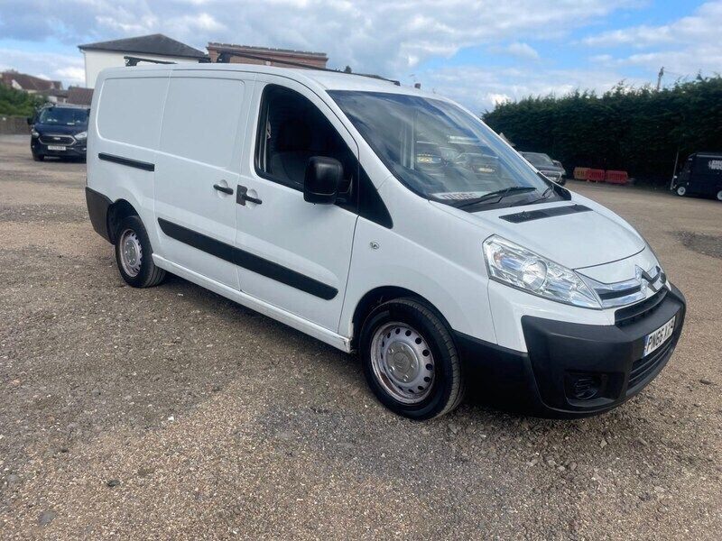 White Used 2016 Citroën Dispatch MPV | £4,995 (Fair price) - Image 1/4