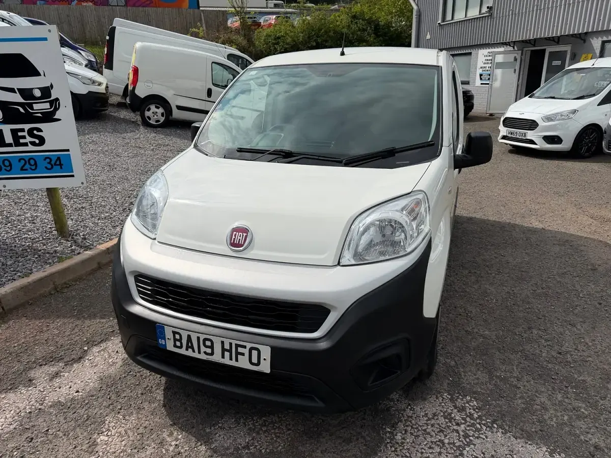 Used Fiat Fiorino 80 HP (58 kW) 2019 White MPV