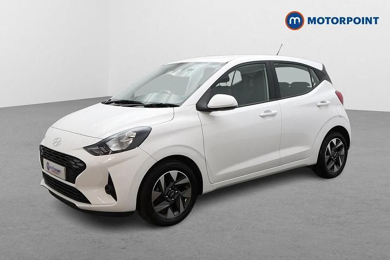 Used Hyundai i10 Advanced 63 HP (46 kW) 2025 White Hatchback