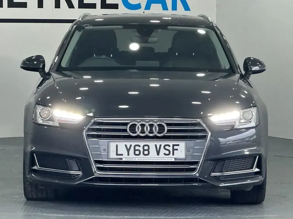 Used Audi A4 Sport 150 HP (110 kW) 2019 Grey Estate