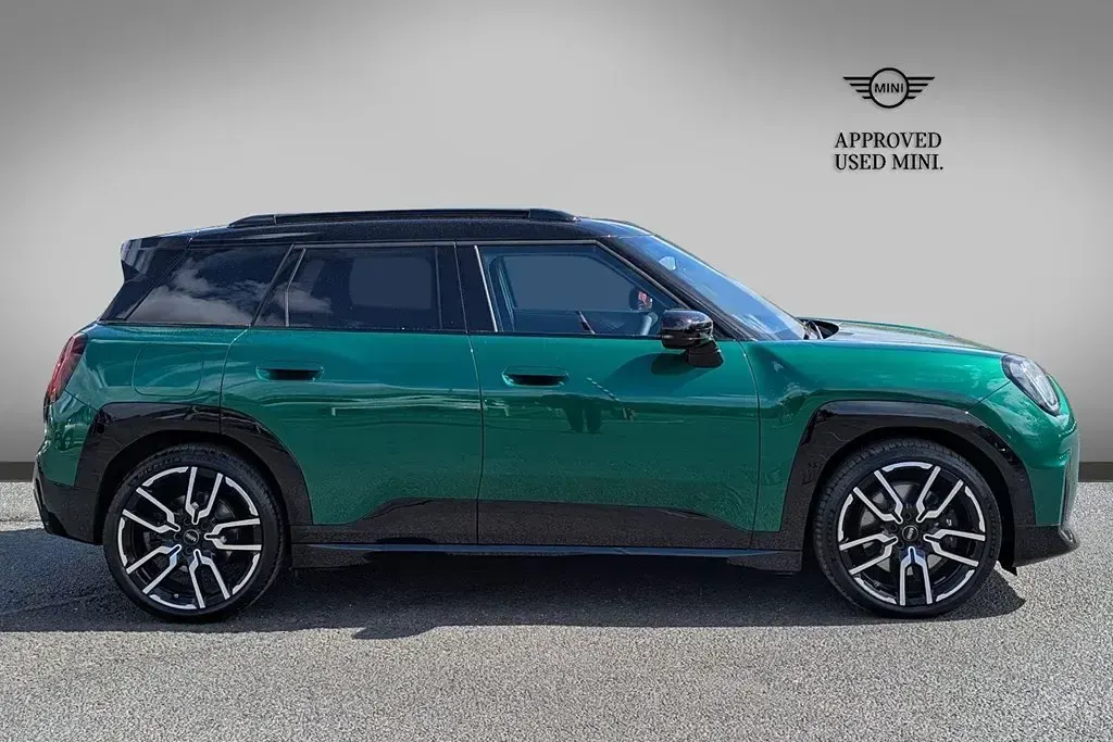 Used Mini Aceman Level 1 133 kW (181 HP) 2025 Green SUV
