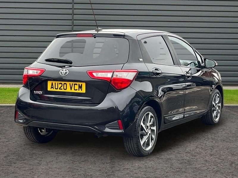 Used Toyota Yaris 111 HP (81 kW) 2020 Black Hatchback
