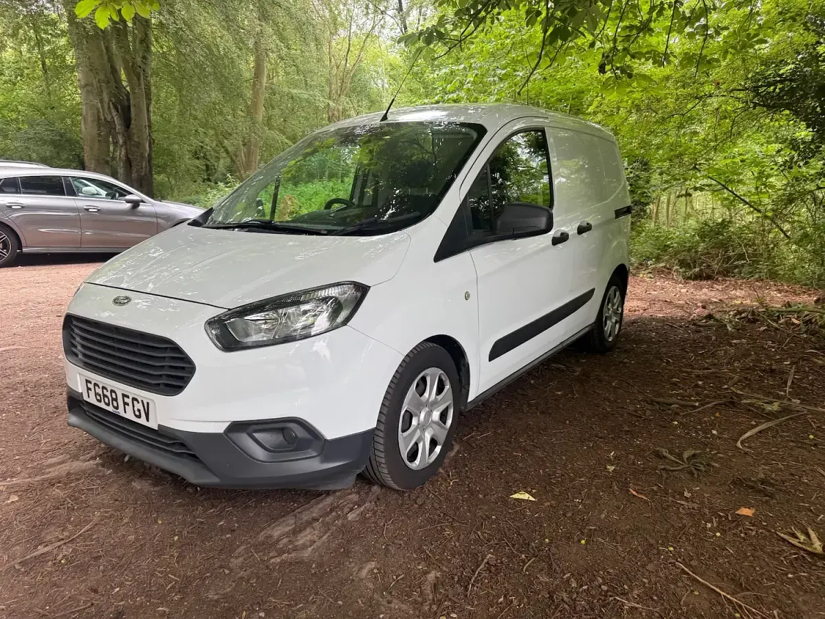 Used Ford Transit Trend 100 HP (73 kW) 2018 White Van