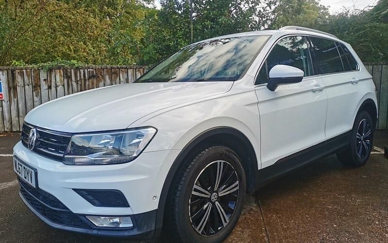 Używany VW Tiguan SE 150 KM (110 kW) 2017 Biały SUV