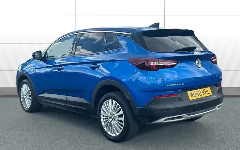 Usado Vauxhall Grandland X 131 HP (96 kW) 2018 Azul SUV