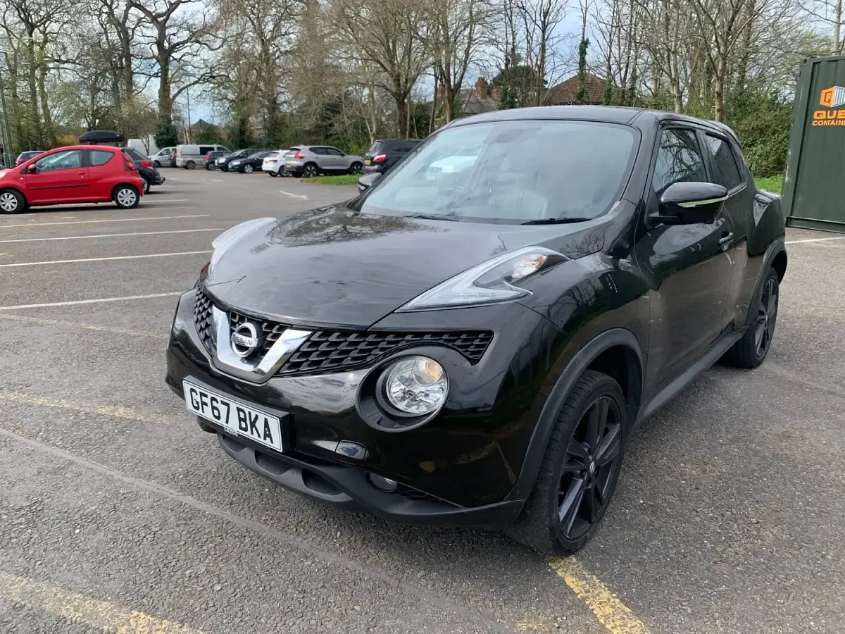 Used Nissan Juke Tekna 2017 Black SUV