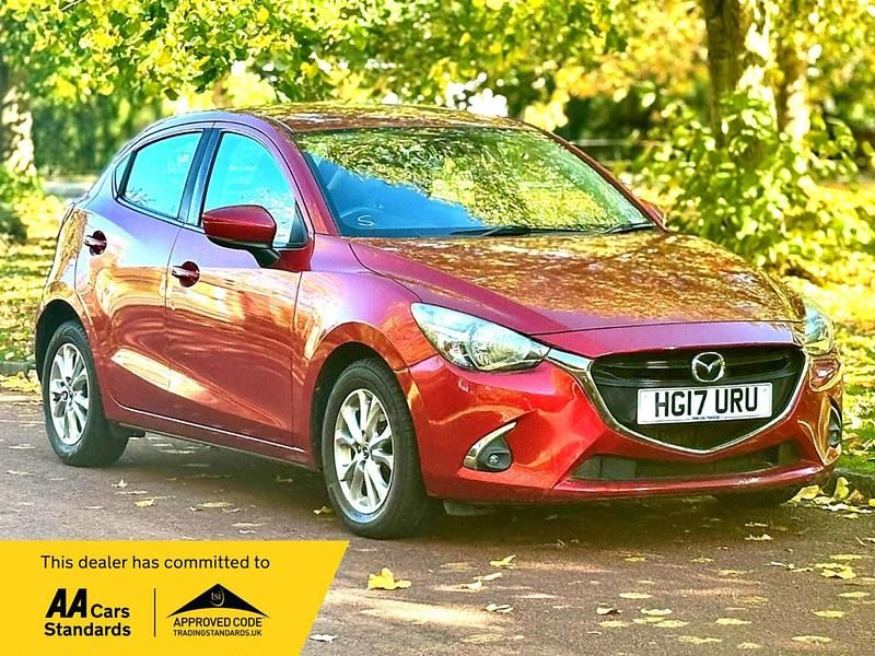 Usado Mazda 2 2017 Vermelho Citadino
