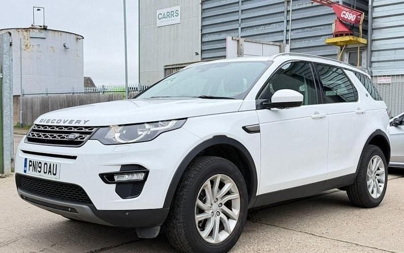 Used Land Rover Discovery Sport SE 180 HP (132 kW) 2019 White SUV