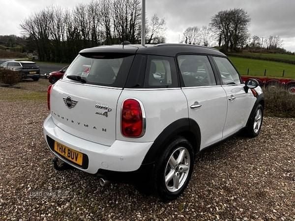 Used Mini Cooper D 112 HP (82 kW) 2014 White Hatchback