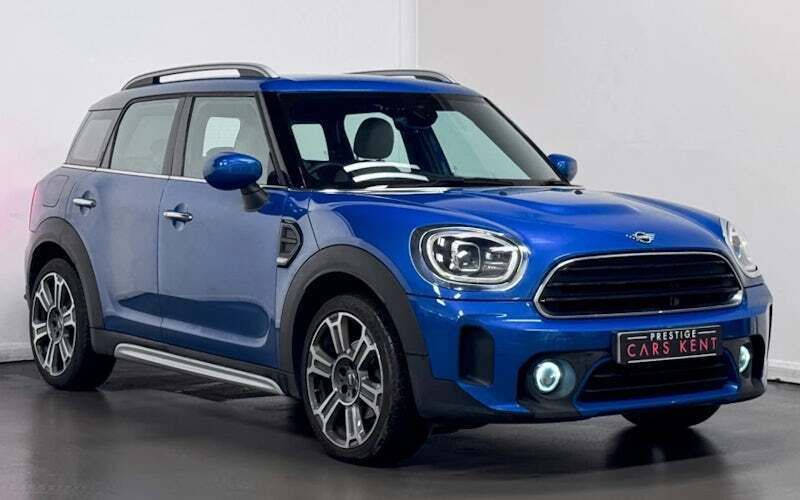 Blue Used 2022 Mini Cooper Countryman Exclusive SUV | £20,745 (Good price) - Image 1/4