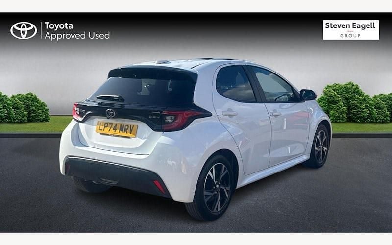 Used Toyota Yaris Hybrid Design 116 HP (85 kW) 2026 Hatchback