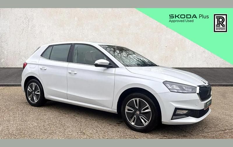 Used Skoda Fabia SE L 110 HP (80 kW) 2023 White Hatchback