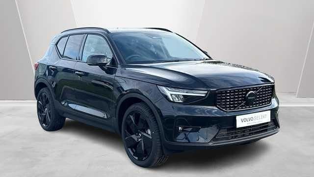 New 2025 Volvo XC40 Plus SUV | £34,490 (Good price) - Image 1/3