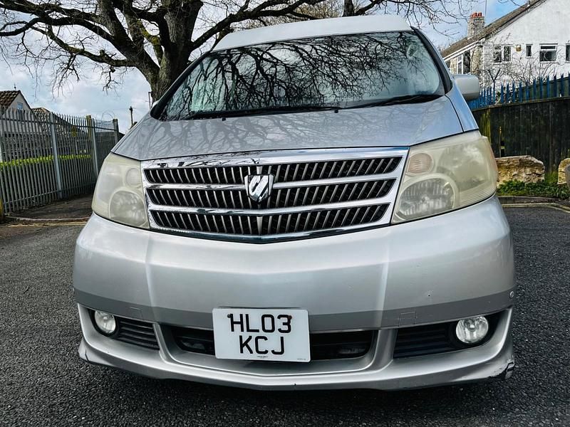 Usado Toyota Alphard 2015 Prateado Monovolume