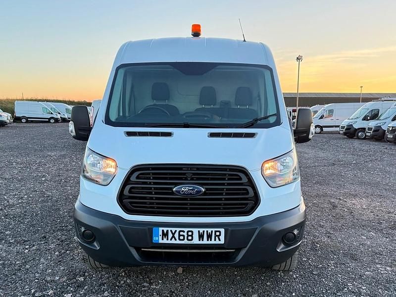 Usado Ford Transit 130 HP (95 kW) 2019 Branco Van